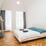 Luxapart Big 12people With Breakfast Option Apartment *