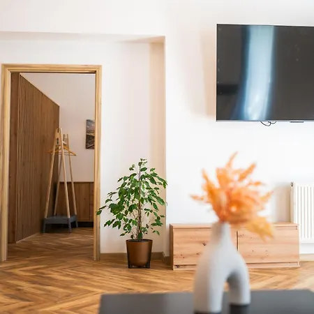 Apartamento Luxapart Big 12people With Breakfast Option