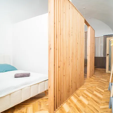 Daire Luxapart Big 12people With Breakfast