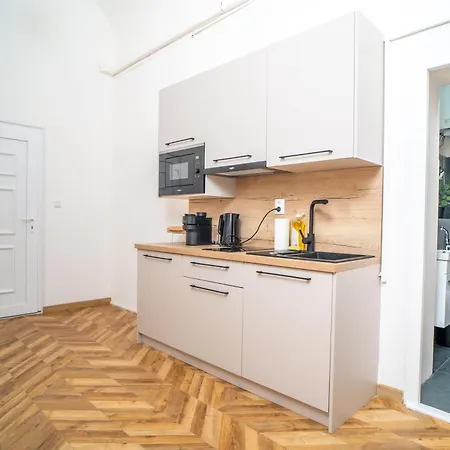 Luxapart Big 12people With Breakfast *