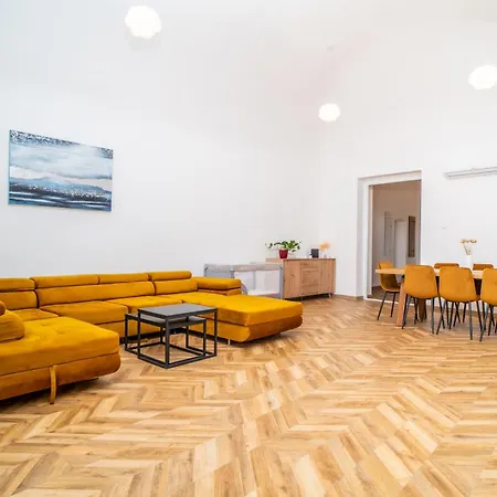 Apartamento Luxapart Big 12people With Breakfast