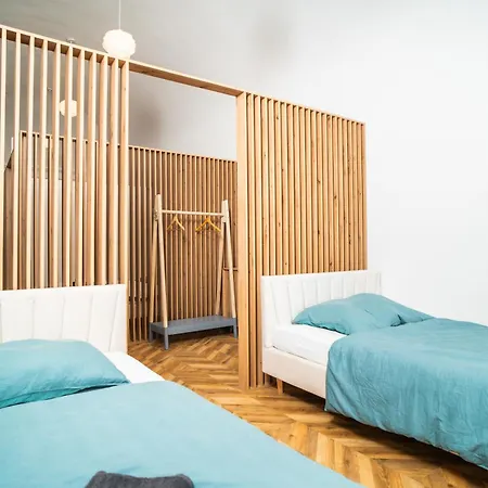 Luxapart Big 12people Apartment Kosice
