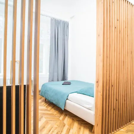 Luxapart Big 12people Apartment *