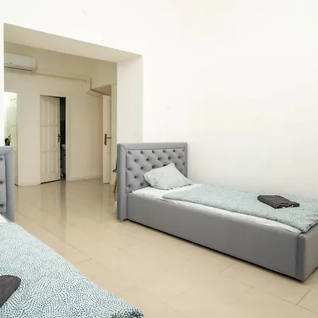 Luxapart Big 12people With Breakfast Kösice