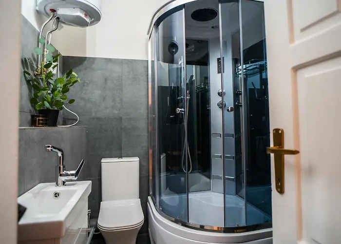 Luxapart Big 12people With Breakfast Option Appartement Košice