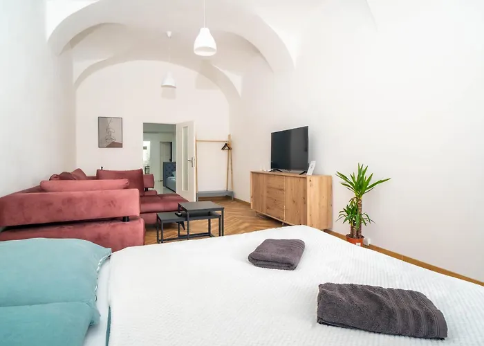 Luxapart Big 12people With Breakfast Option